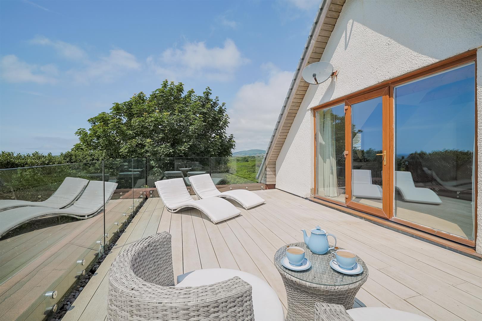 21 East Cliff, Pennard, Gower, SA3 2AS